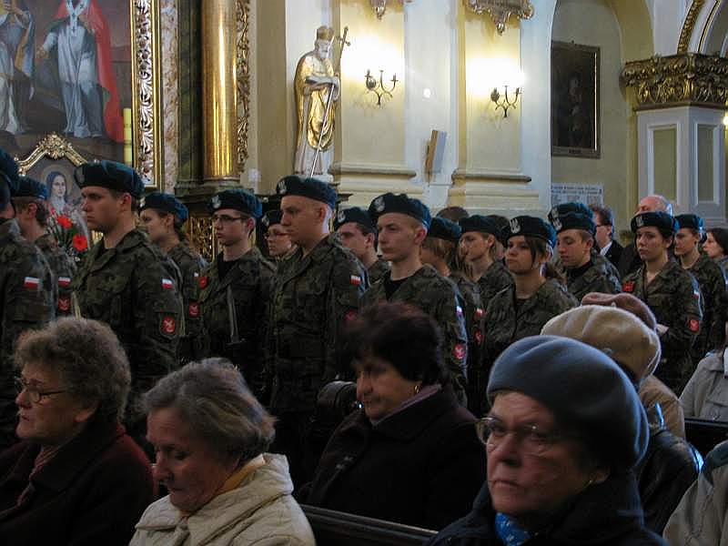 Poswięcenie Tablicy Smoleńskiej 2012 011