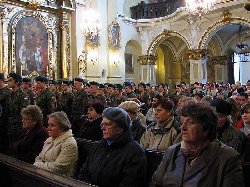 Poswięcenie Tablicy Smoleńskiej 2012 012