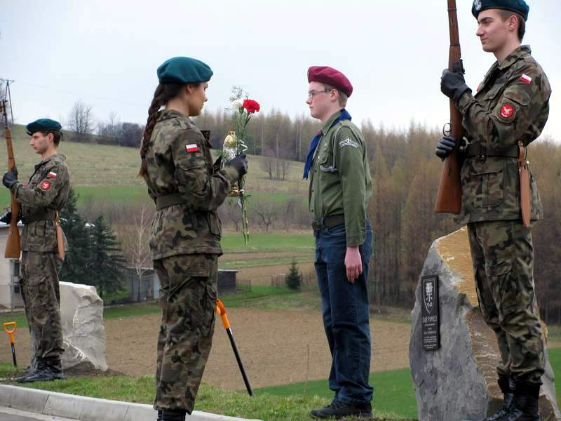 Poswięcenie Tablicy Smoleńskiej 2012 032