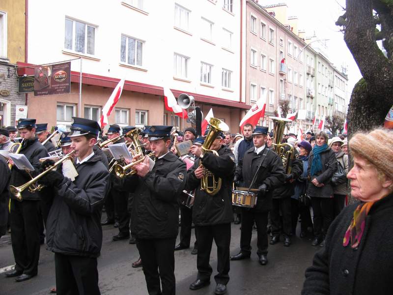 .Marsz-Krosno 1.12.2012 016